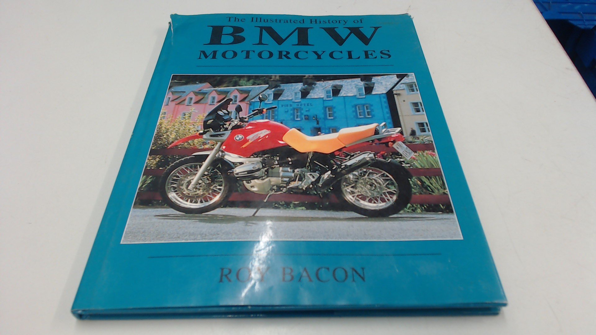The Illustrated History of BMW Motorcycles (Hardcover)