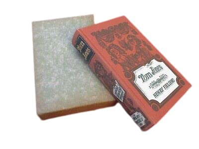 Antique Rare Tom Jones by Henry Fielding (1973) The Folio Society ~ Hardcover in Slipcase [Hardcover] Unknown