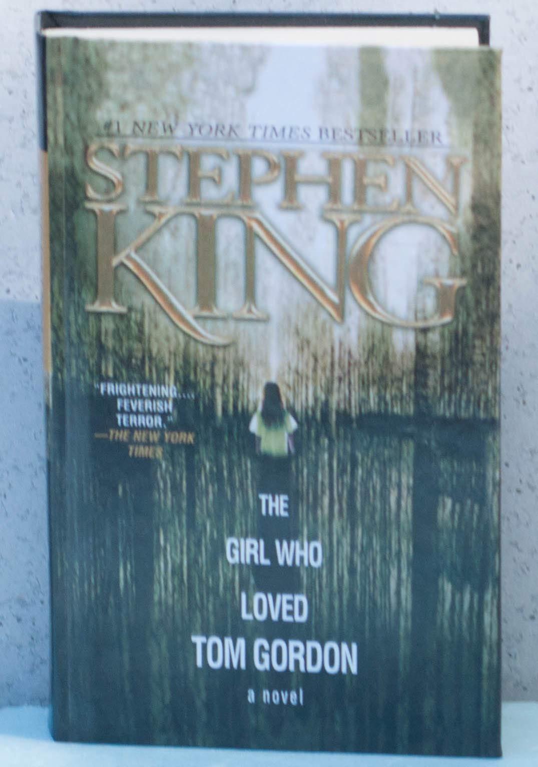 The Girl Who Loved Tom Gordon by Stephen King