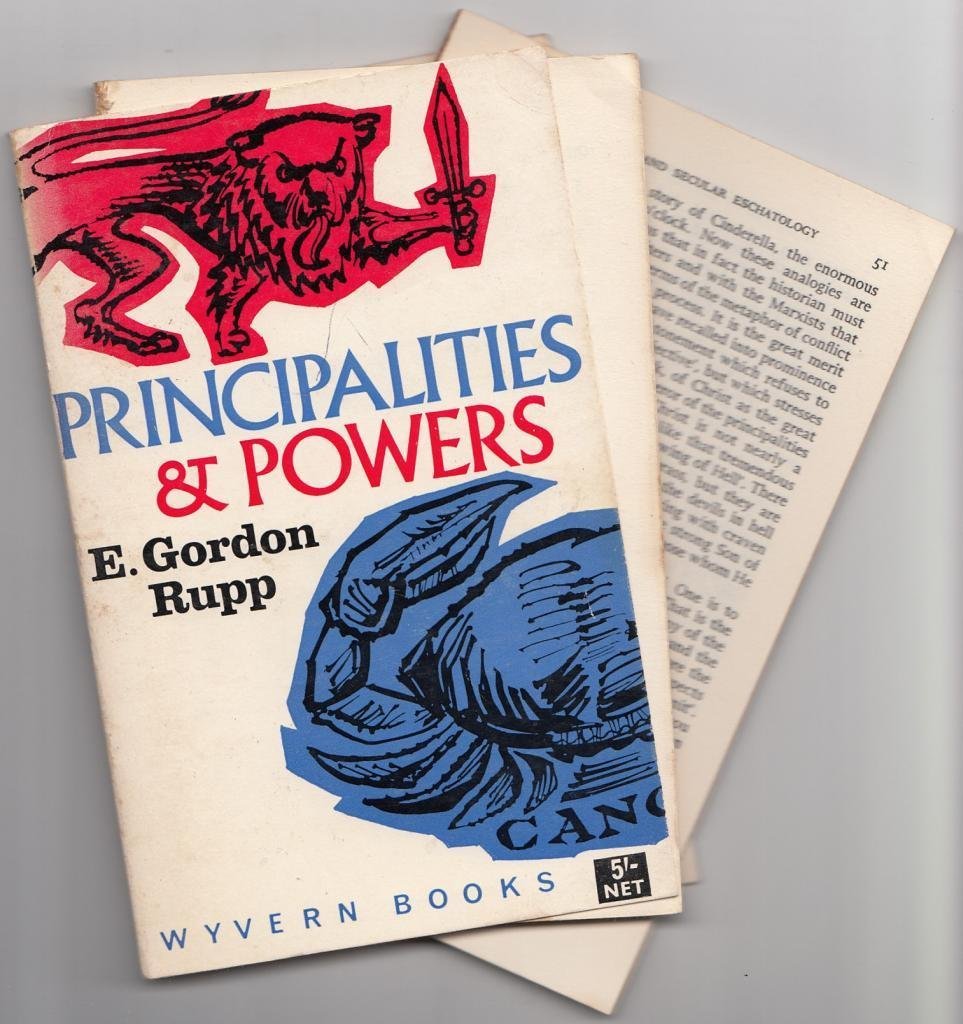 Principalities and powers;: Studies in the Christian conflict in history, (Paperback)