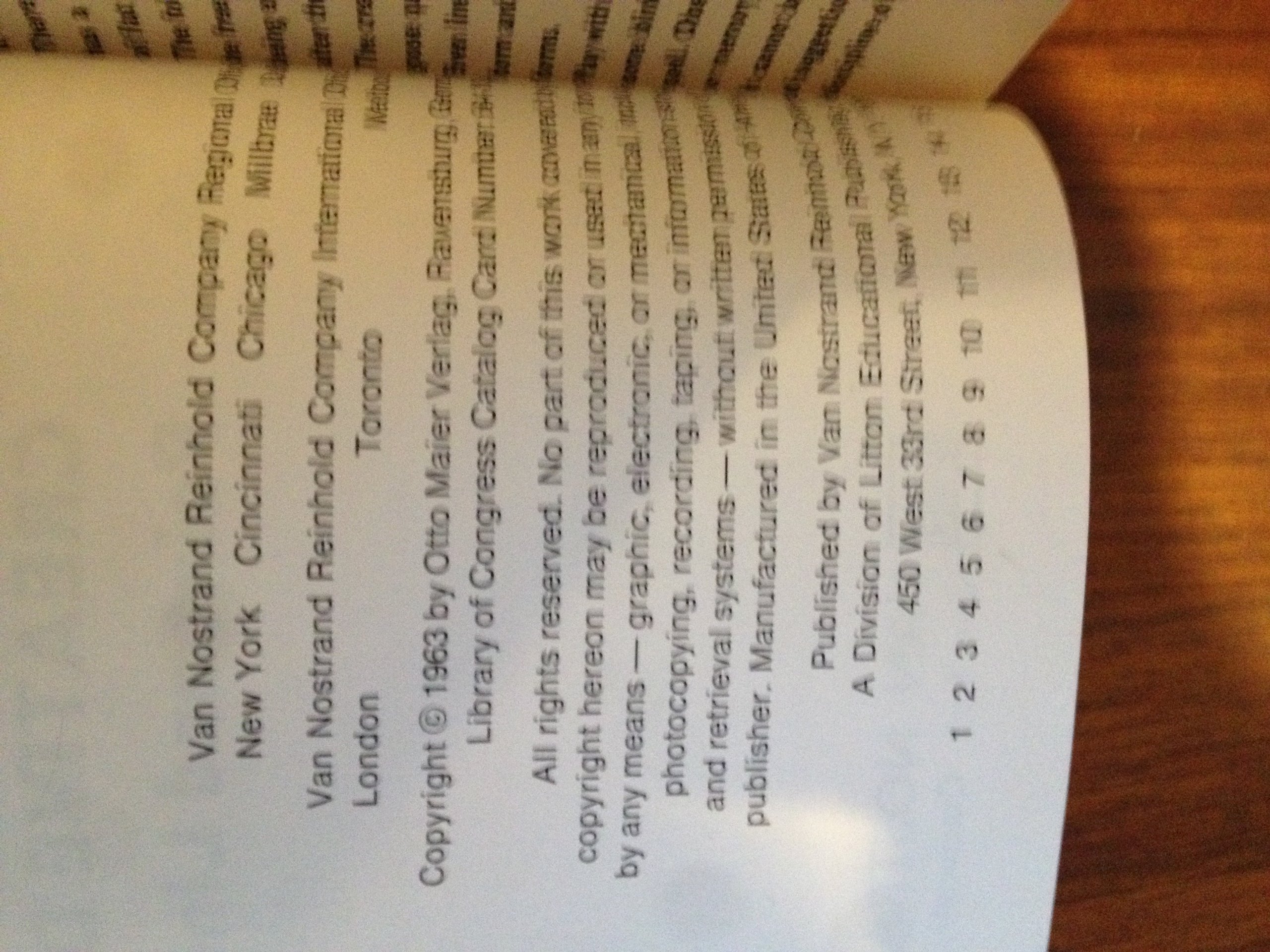 Creative Drawing, Point and Line (Creative Play Series)