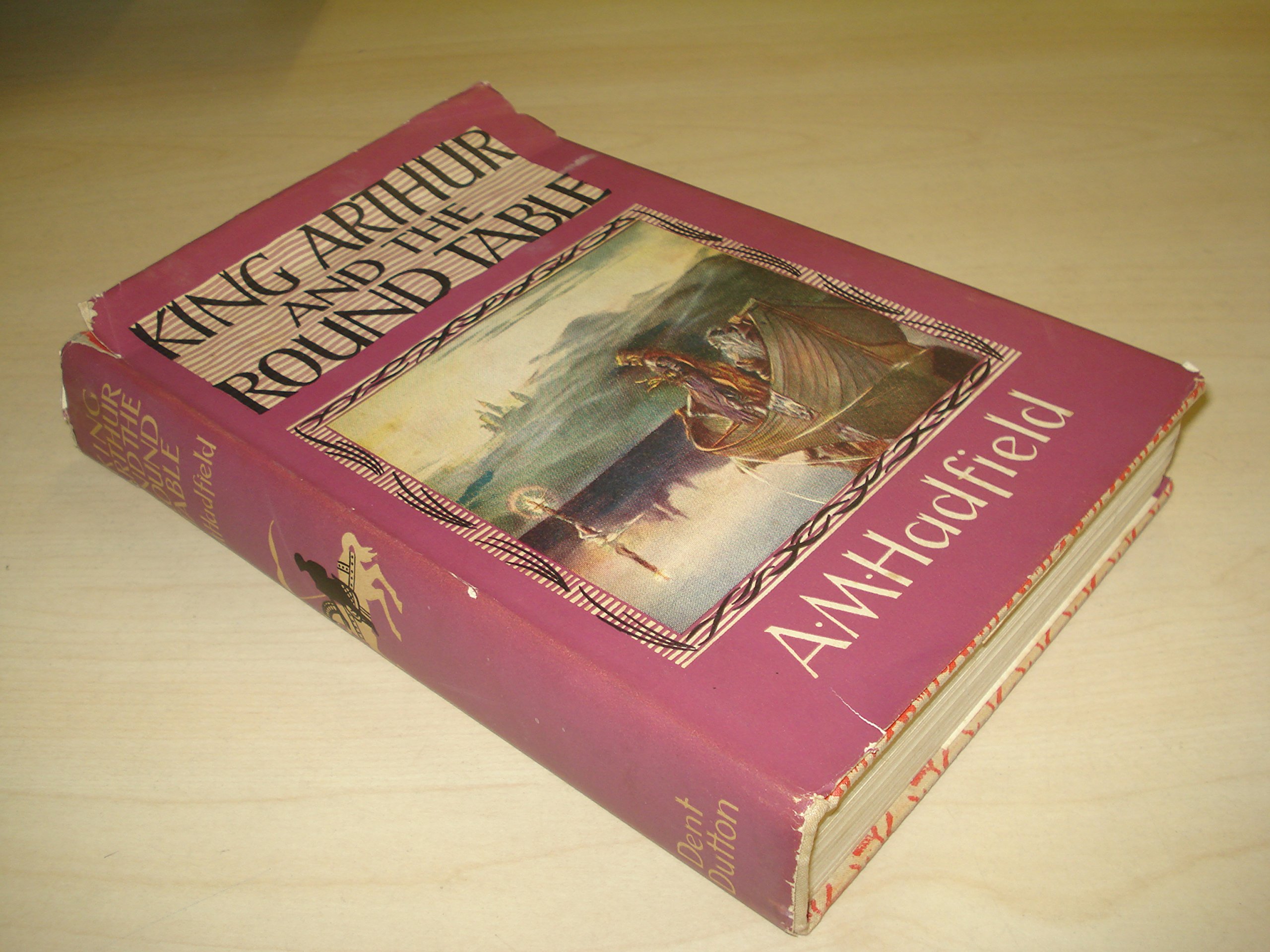 King Arthur and the Round Table (Children's Illustrated Classics)