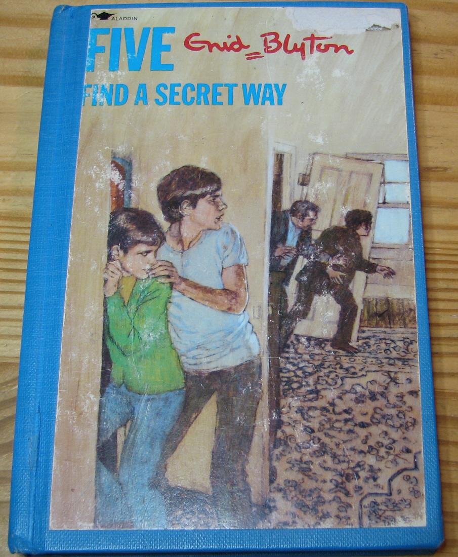 Five Find a Secret Way