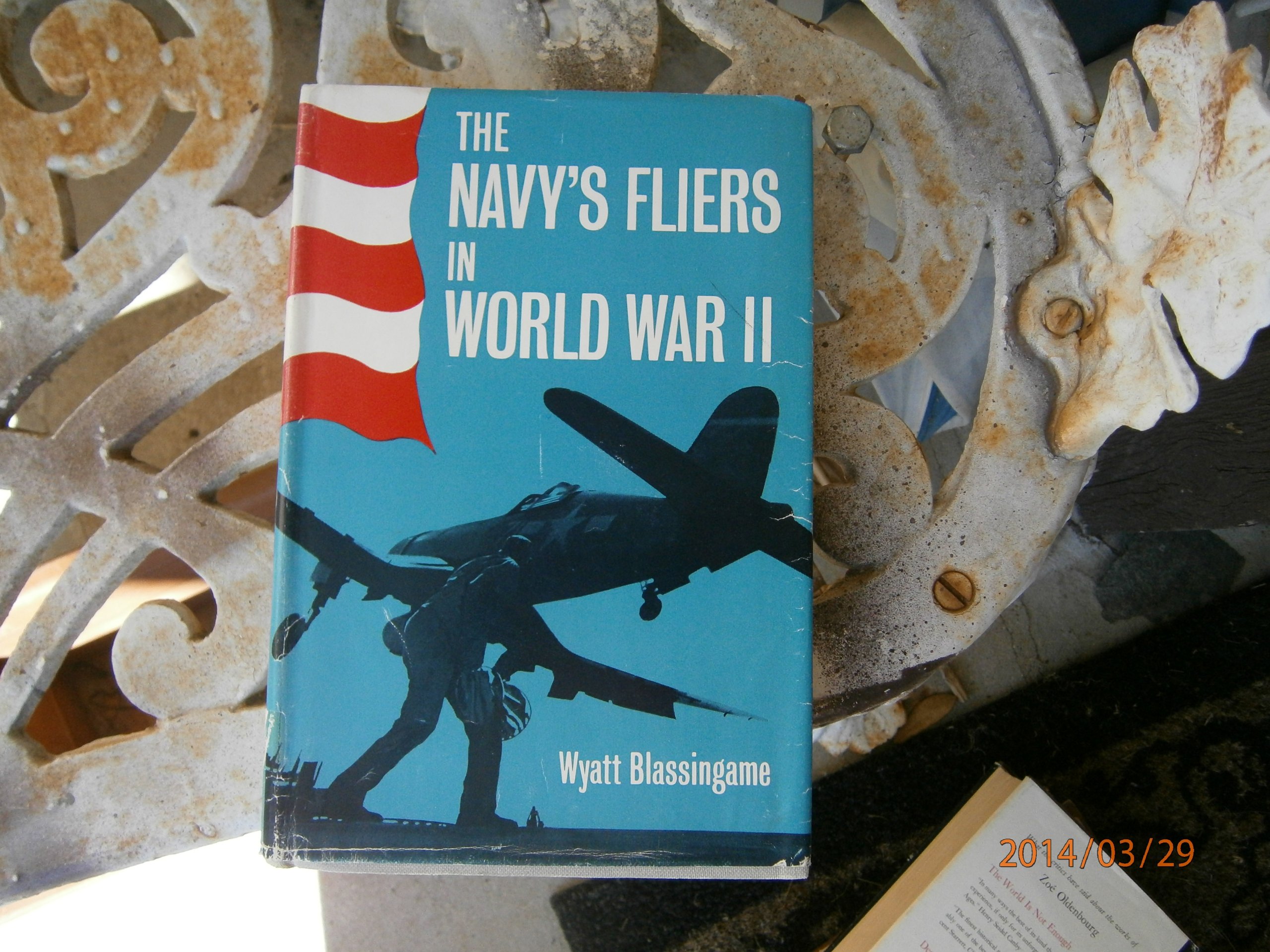 The Navy's fliers in World War II (Hardcover)
