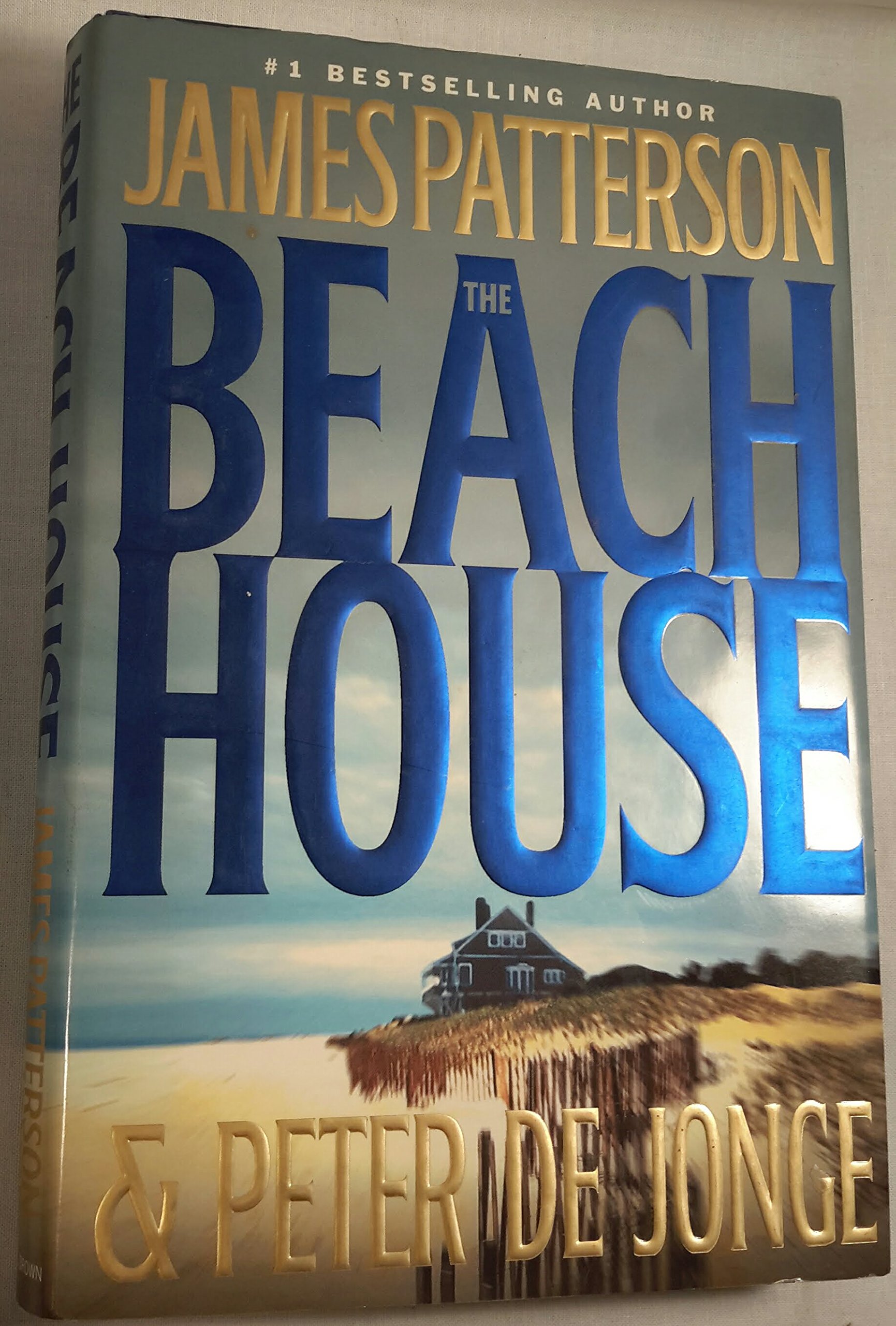 Beach House [Large Print]