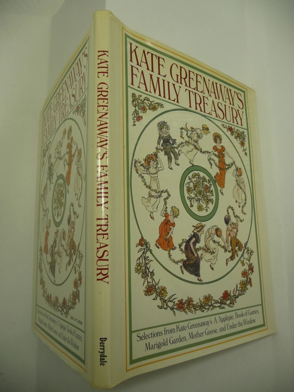 Kate Greenaway's Family Treasury (Hardcover)