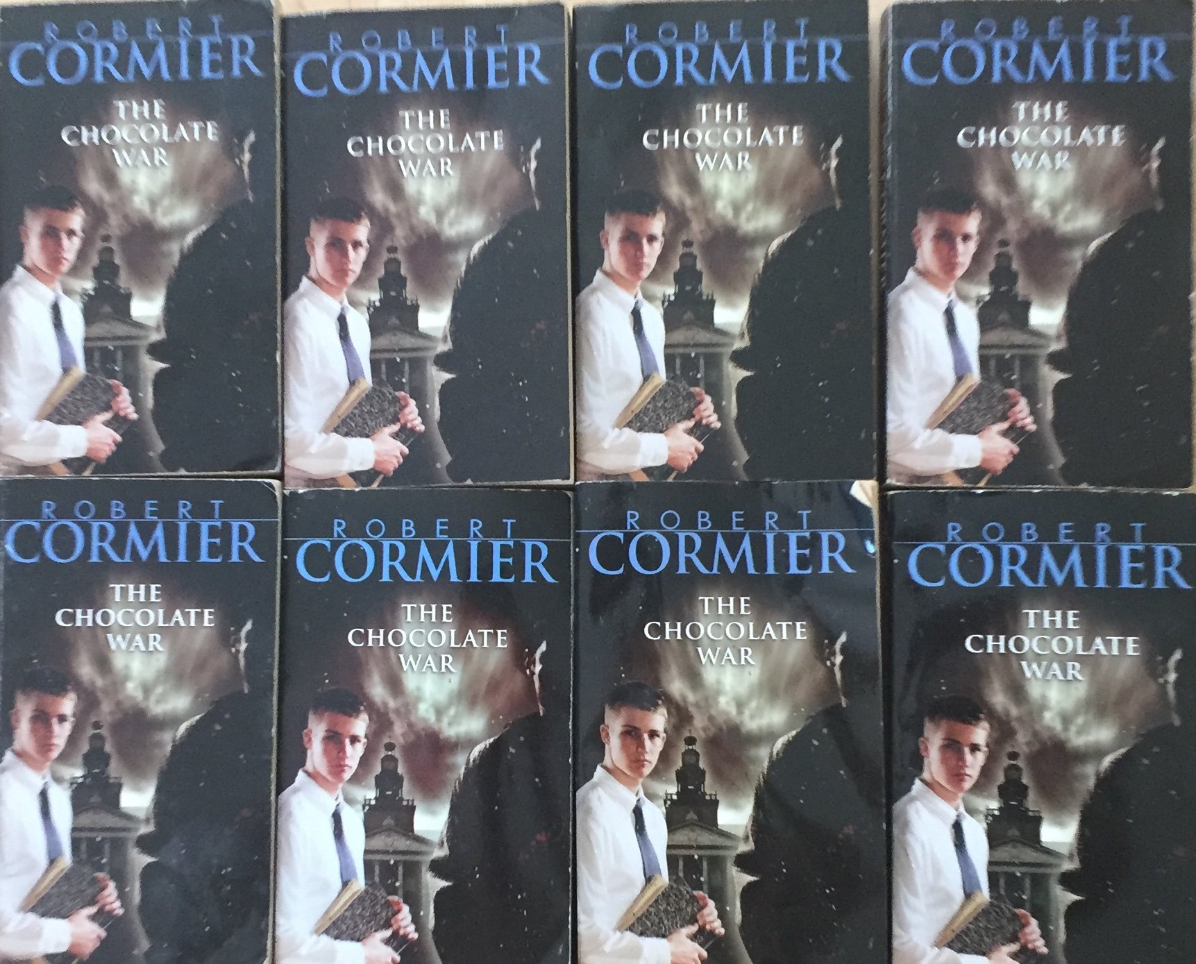 Chocolate War by Robert Cormier Class Reading Group Set of 8 Copies