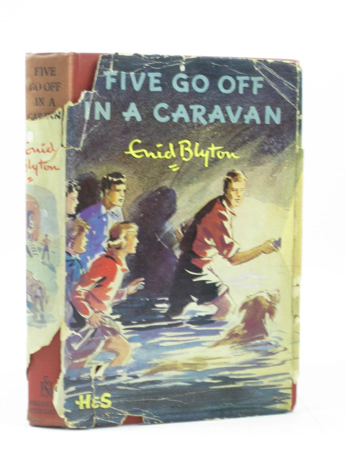Five Go Off In a Caravan