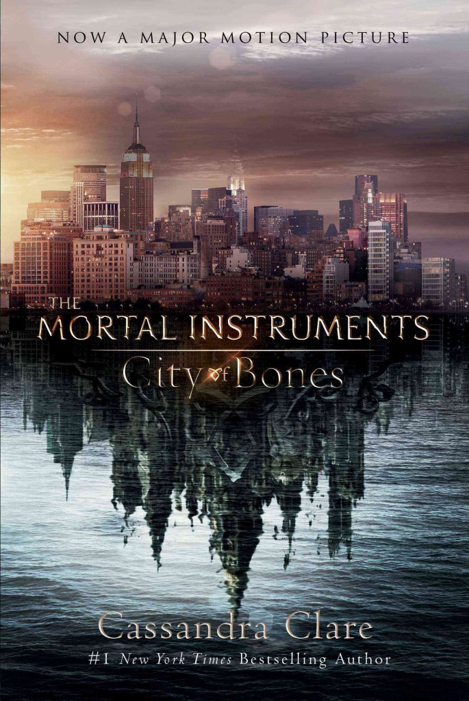 { [ CLOCKWORK PRINCE (INFERNAL DEVICES #02) ] } Clare, Cassandra ( AUTHOR ) Mar-19-2013 Paperback