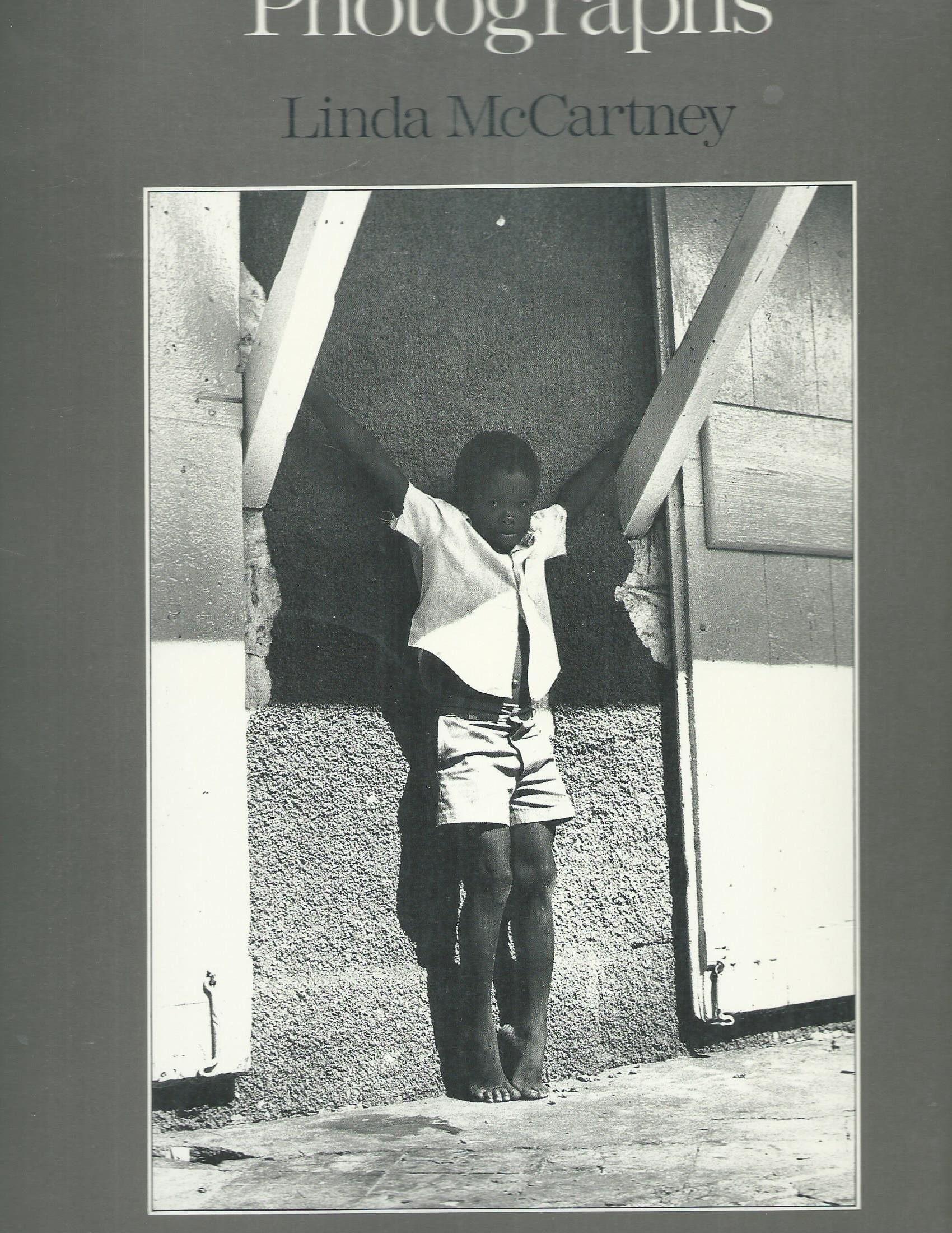 Photographs: Linda McCartney (Paperback)