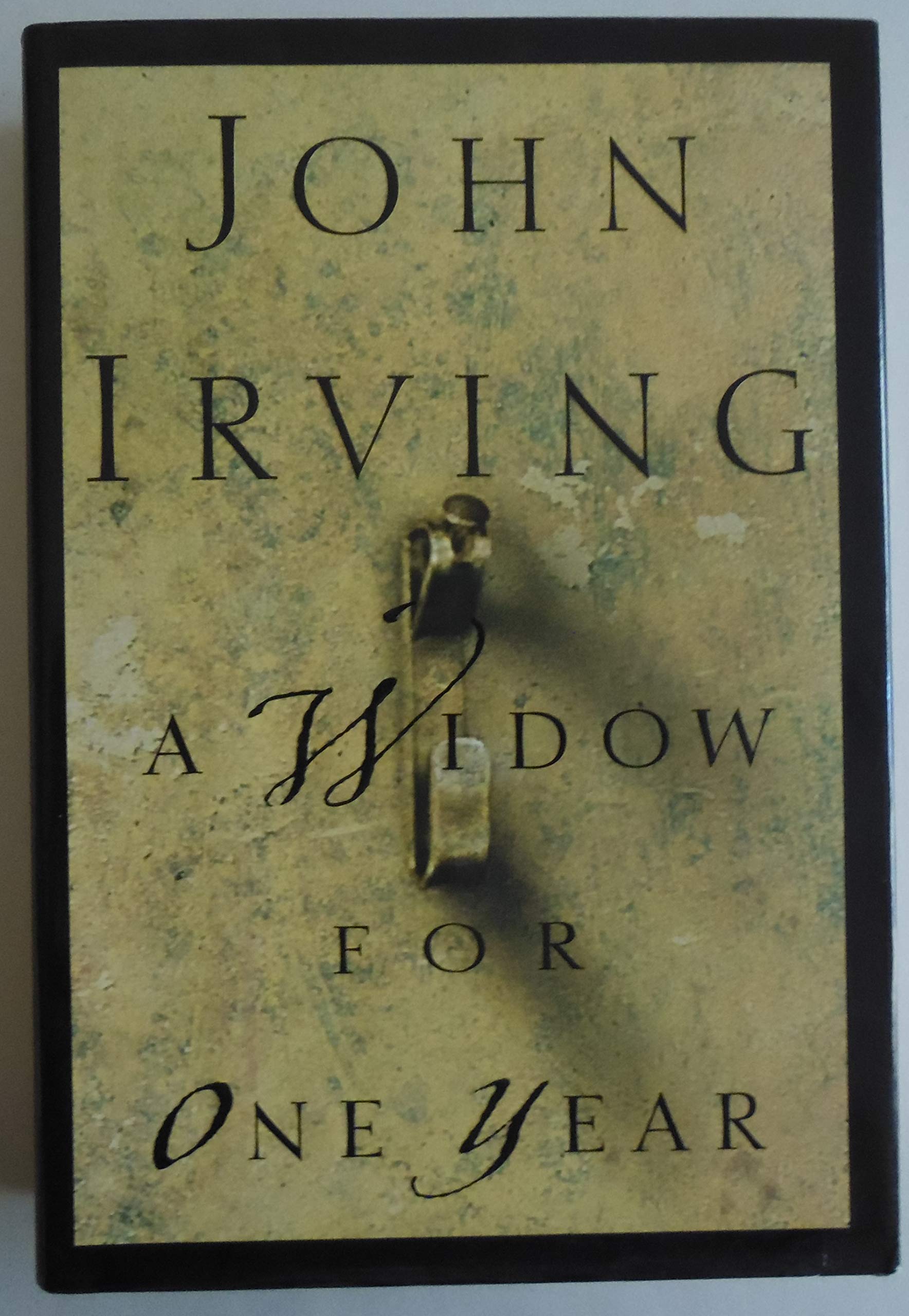 A Widow for One Year: A Novel