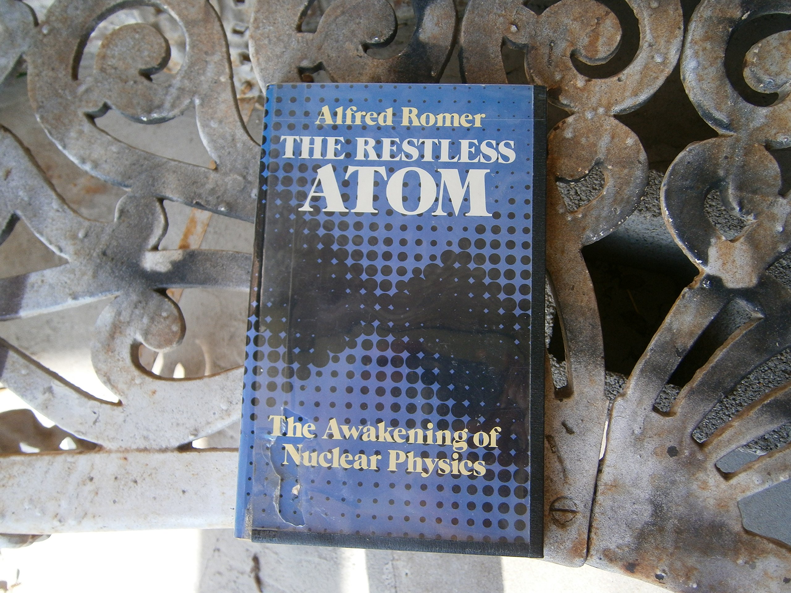The Restless Atom (Paperback)