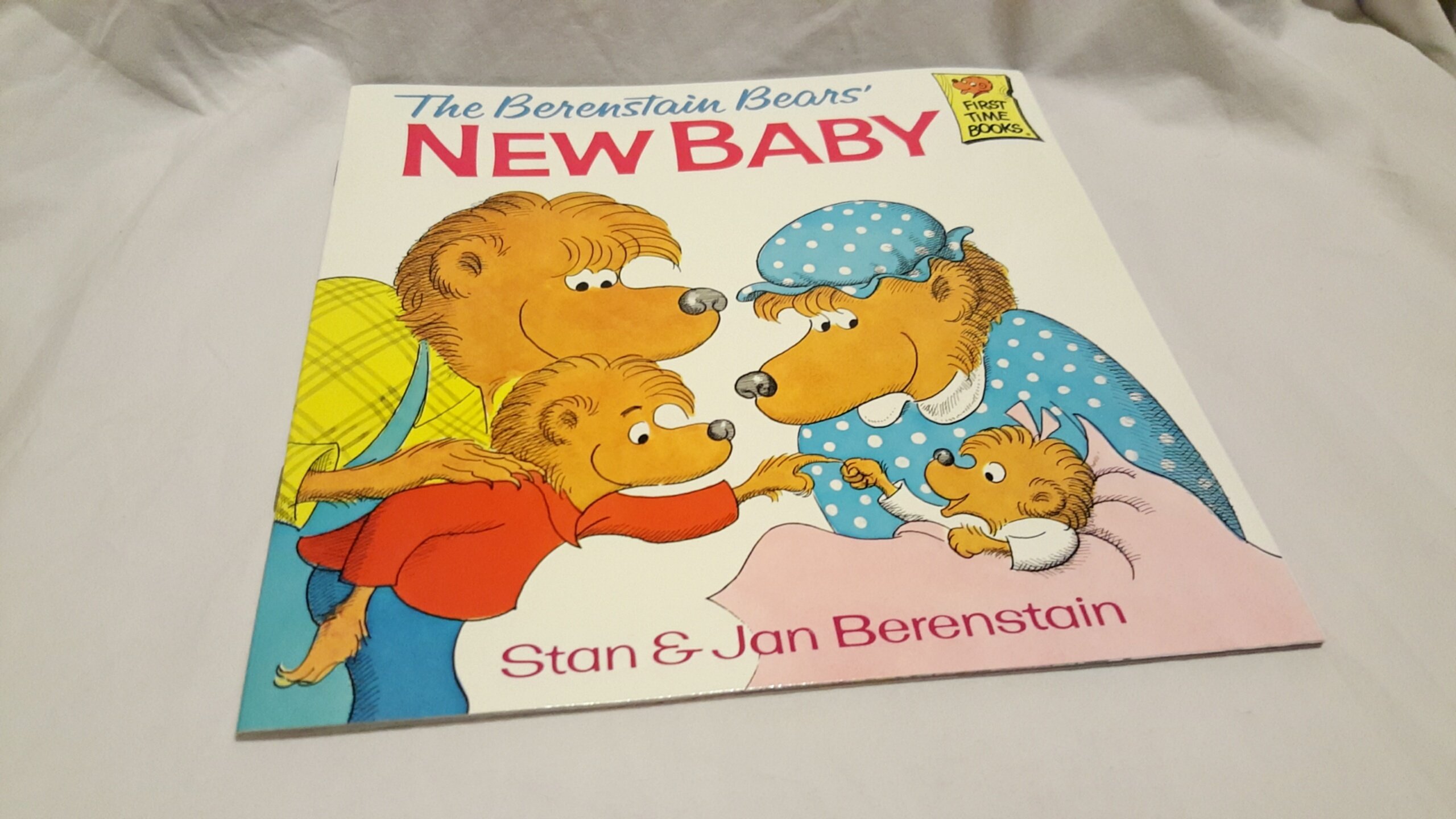 The Berenstain Bears' New Baby (Berenstain Bears First Time Books) by Stan Berenstain (7-Feb-1990) Paperback
