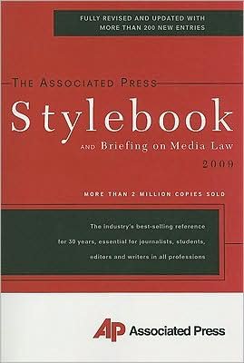 The Associated Press Stylebook 2009 (text only) Forty-third Edition edition by A.Press