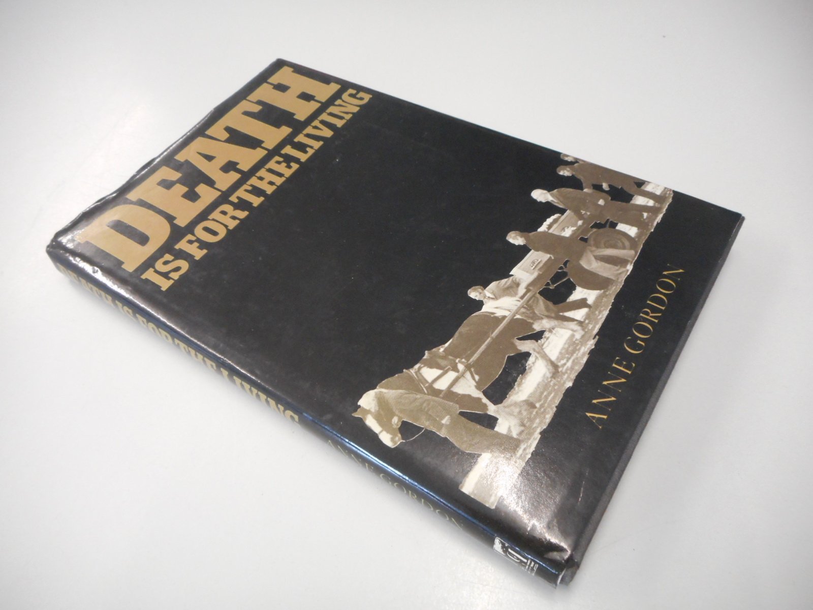 Death is for the living (Hardcover)