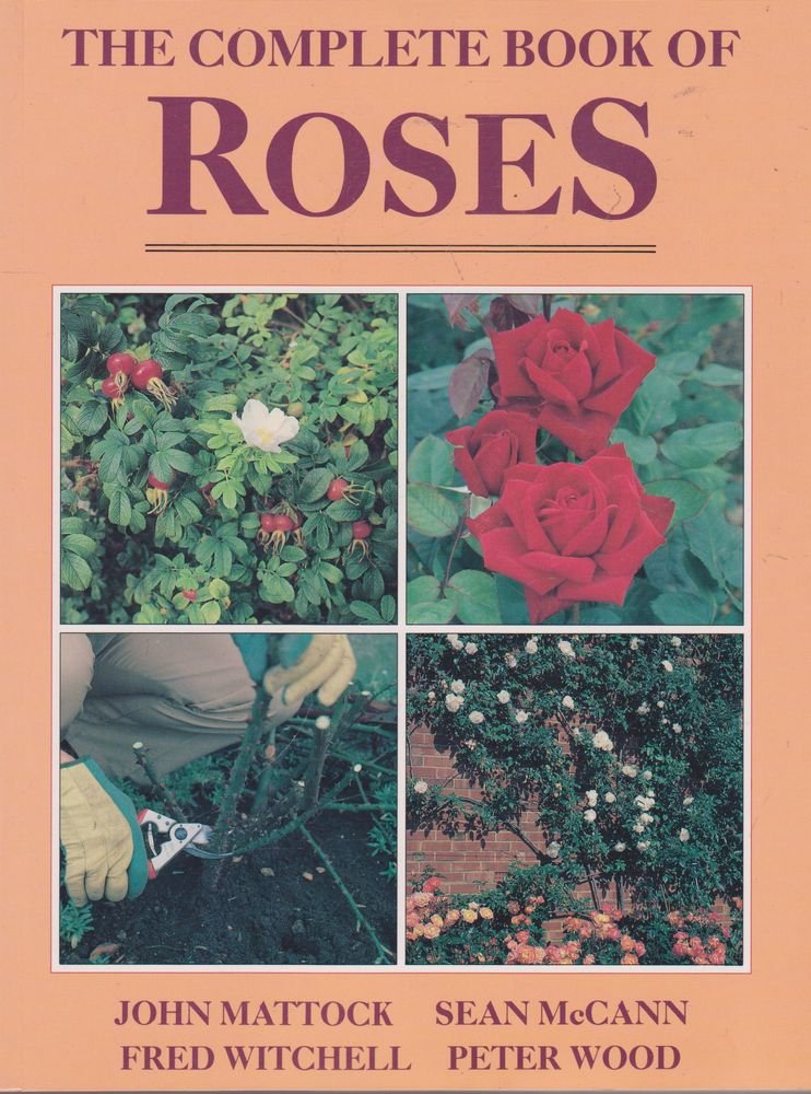 The Complete Book of Roses (Paperback)