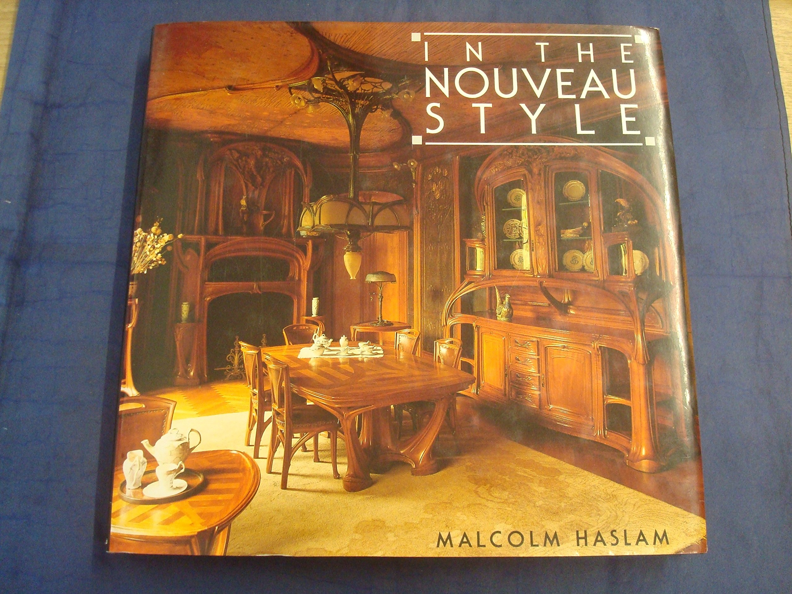 In the Noveau Style (Hardcover)