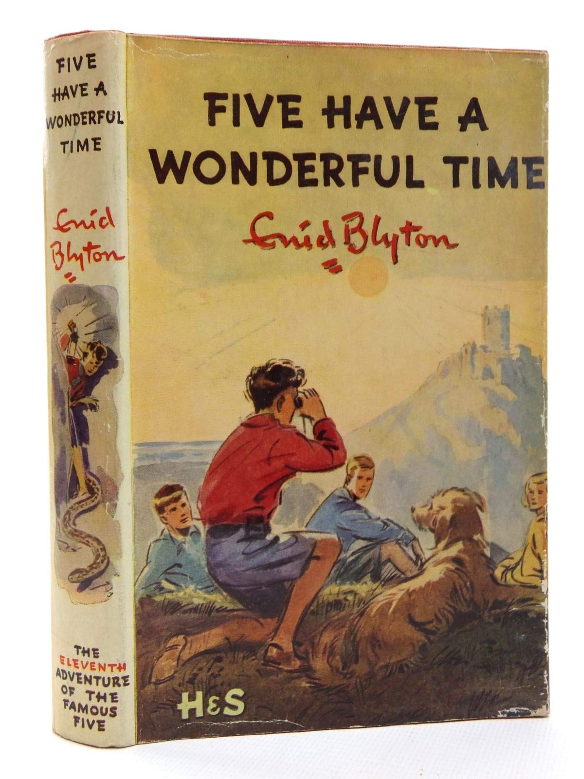 Five have a wonderful time
