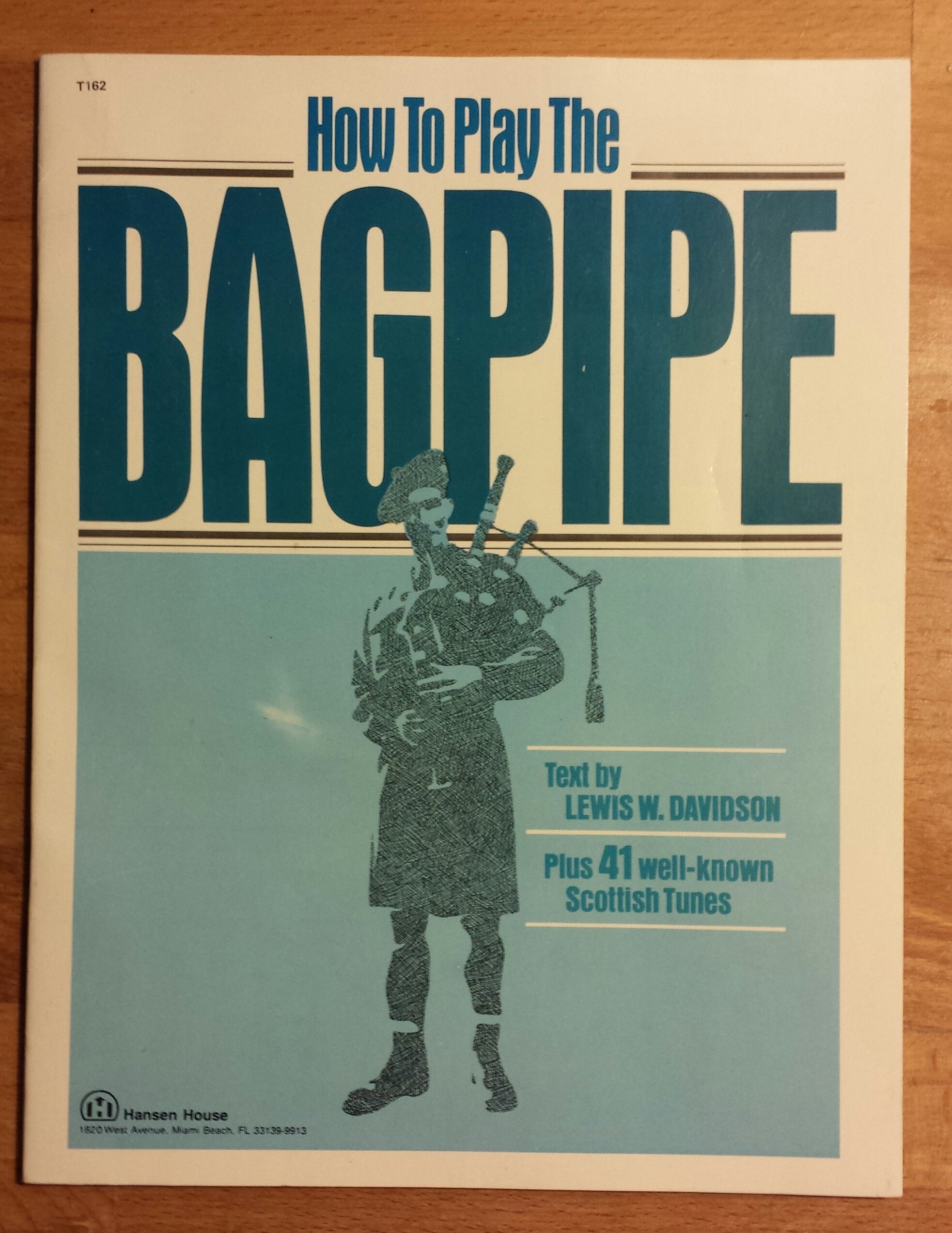How to Play the Bagpipe (Paperback)