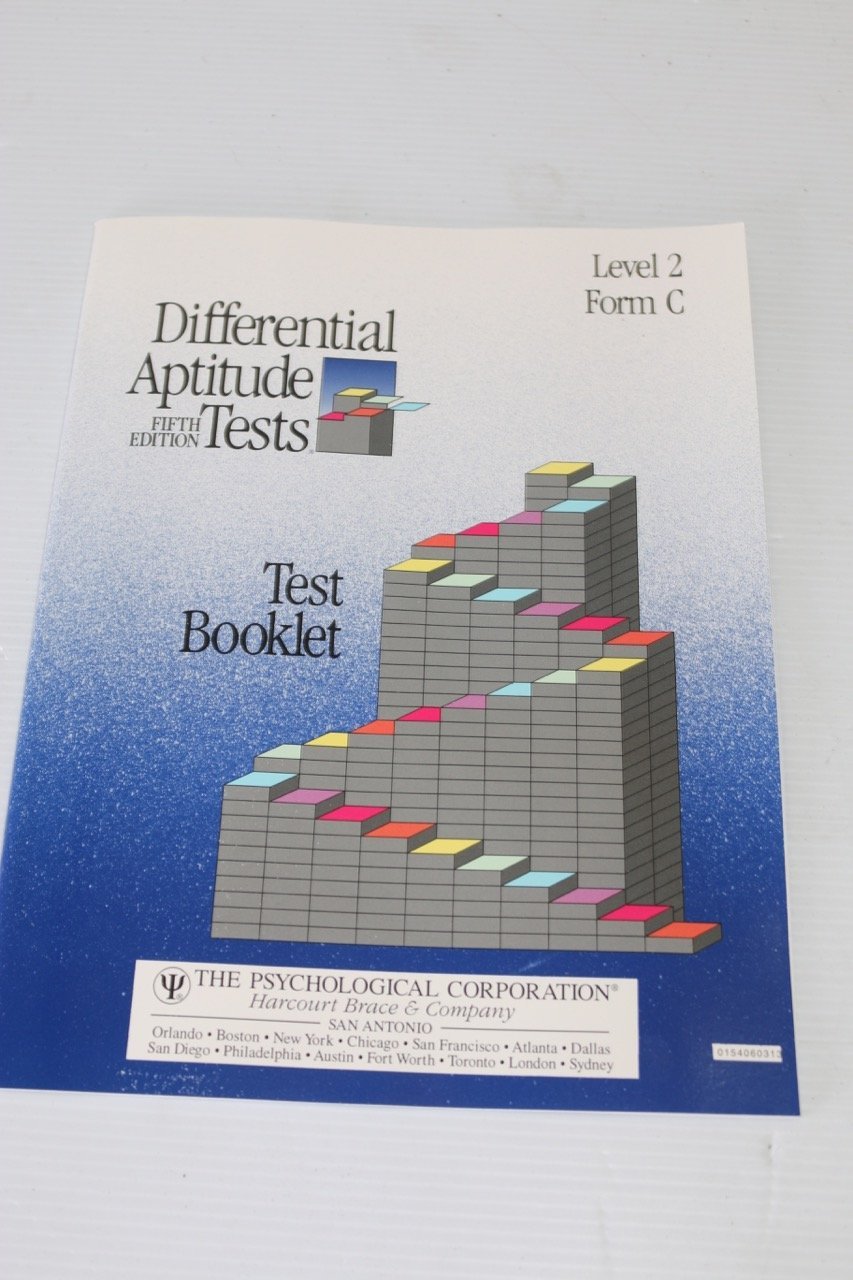Differential Aptitude Tests Fifth Edition, Level 2 Form C Test Booklet (Paperback)
