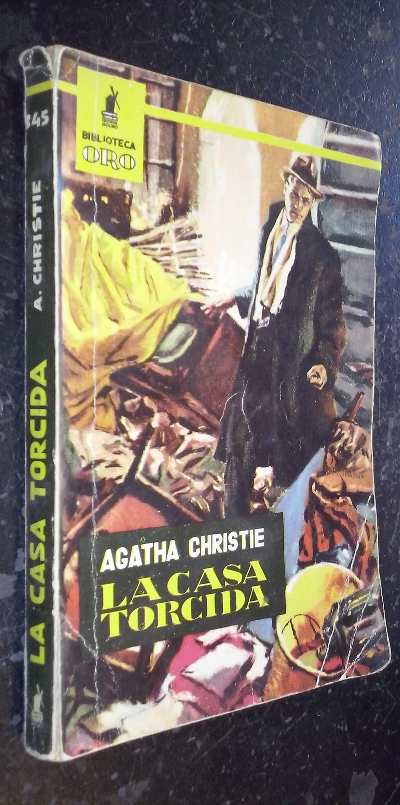 LA CASA TORCIDA.