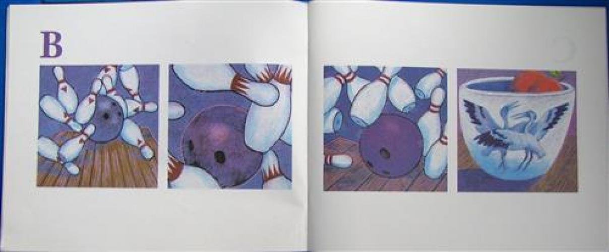 Eye Spy: A Mysterious Alphabet (Paperback)