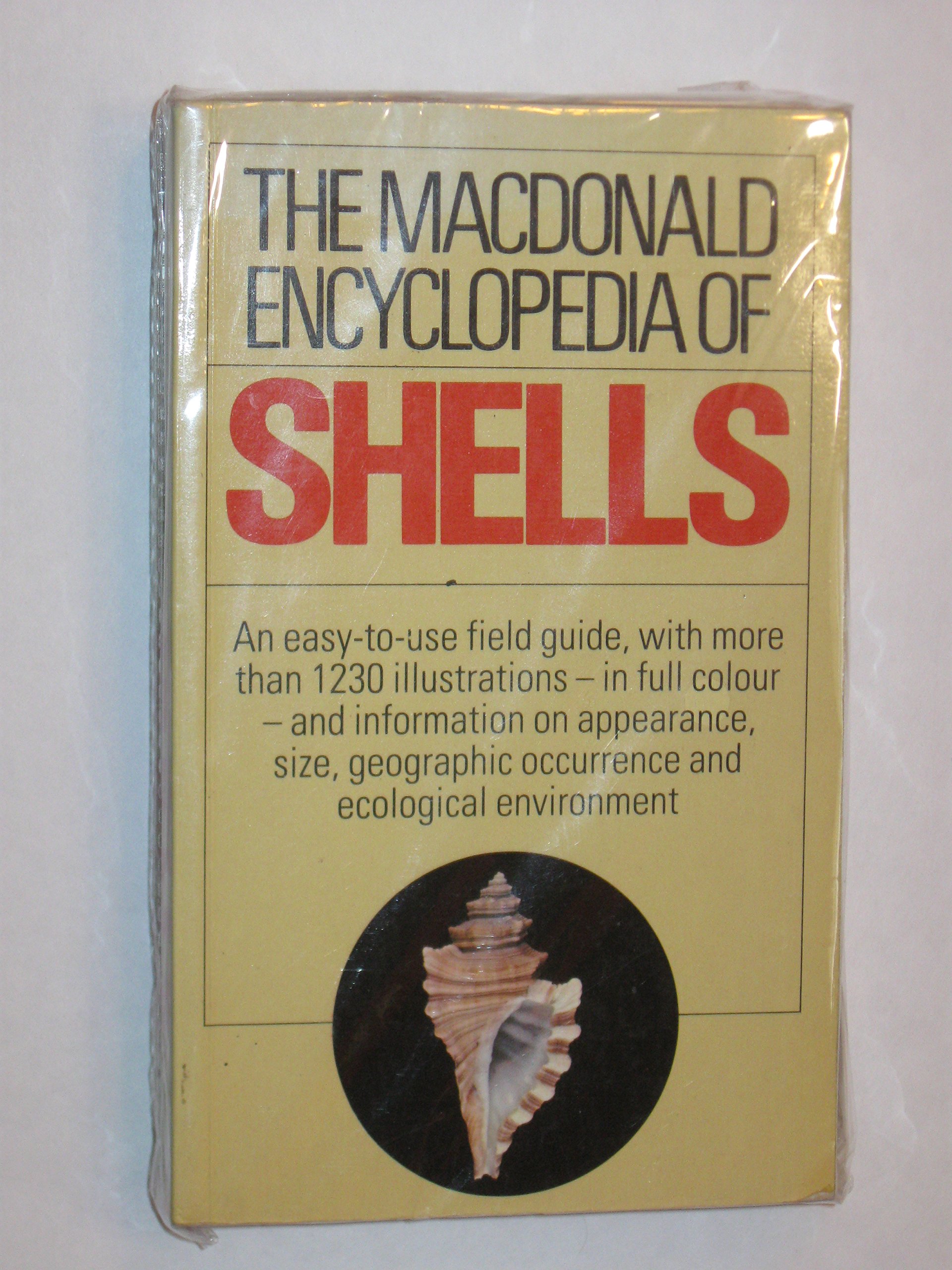 The MacDonald Encyclopedia Of Shells (Paperback)