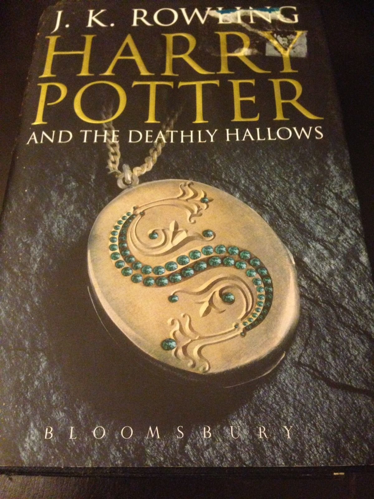 [Harry Potter and the Deathly Hallows] (By: J K Rowling) [published: August, 2007]