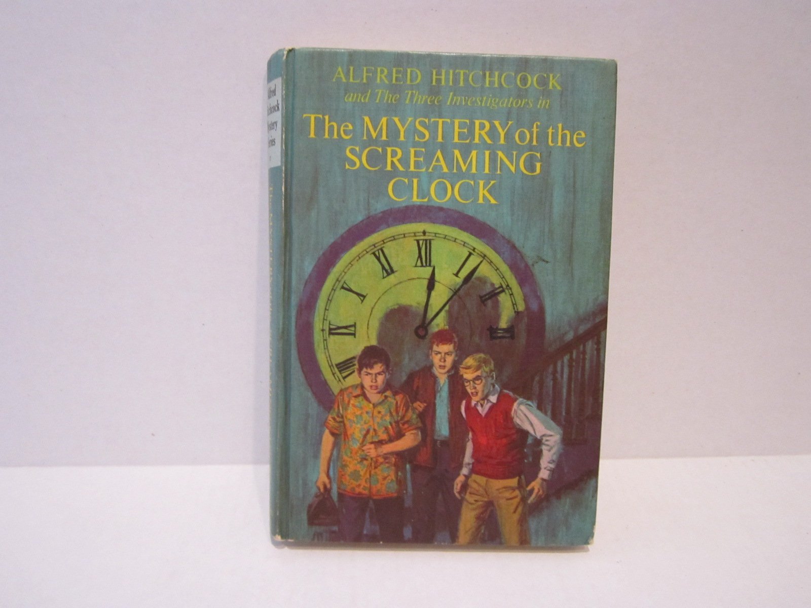 Alfred Hitchcock and The Three Investigators in The MYSTERY of the SCREAMING CLOCK