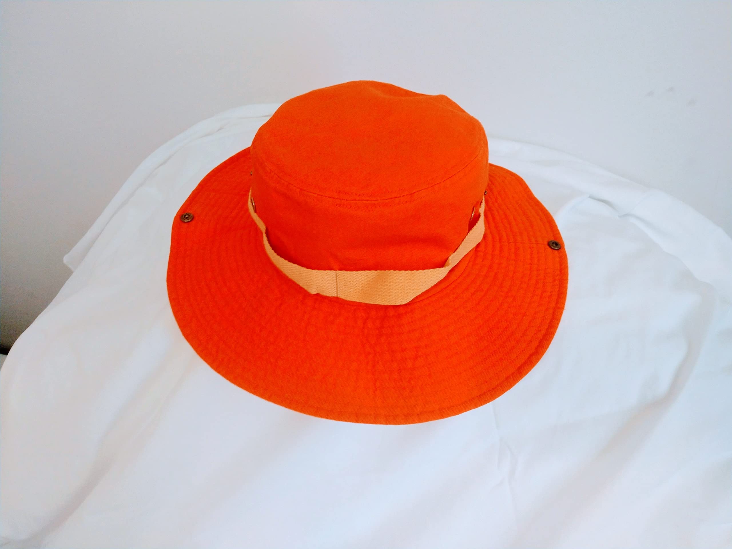 Knots Useful and Ornamental (Paperback)