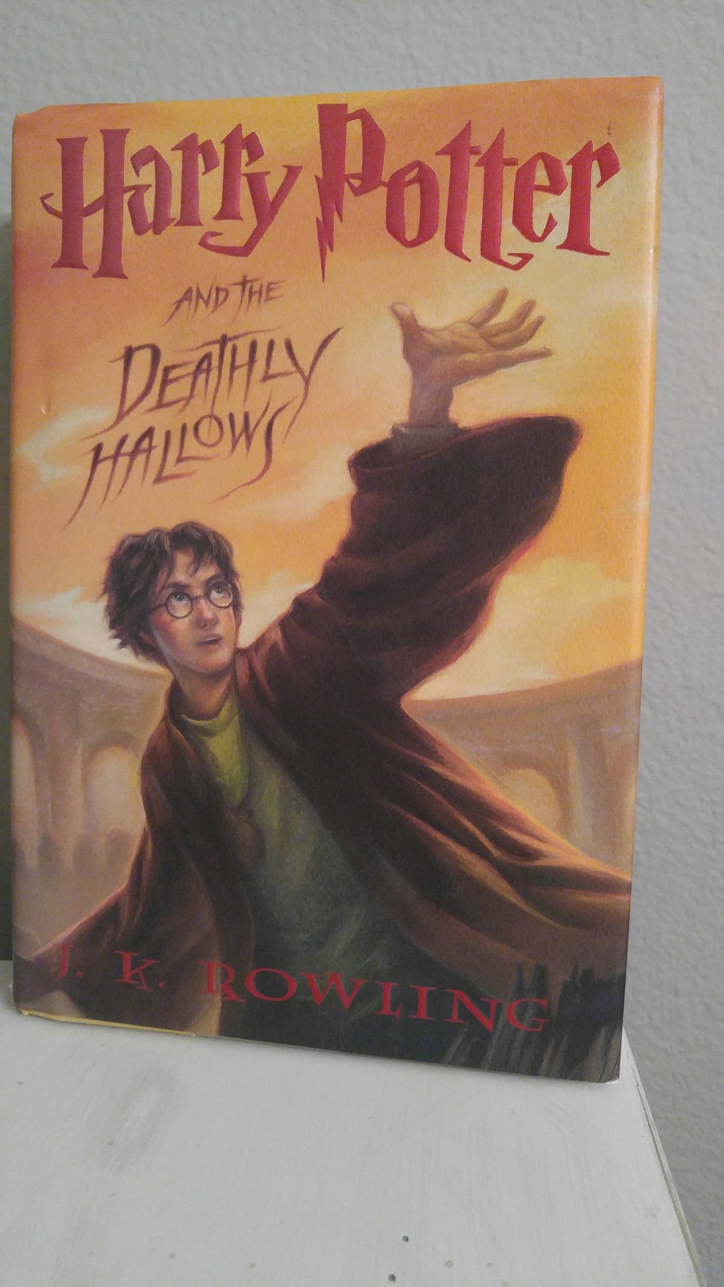 Harry Potter and the Deathly Hallow 1st edition 1st print !