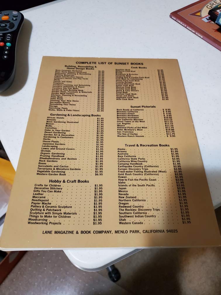 Gardening in Containers (Paperback)