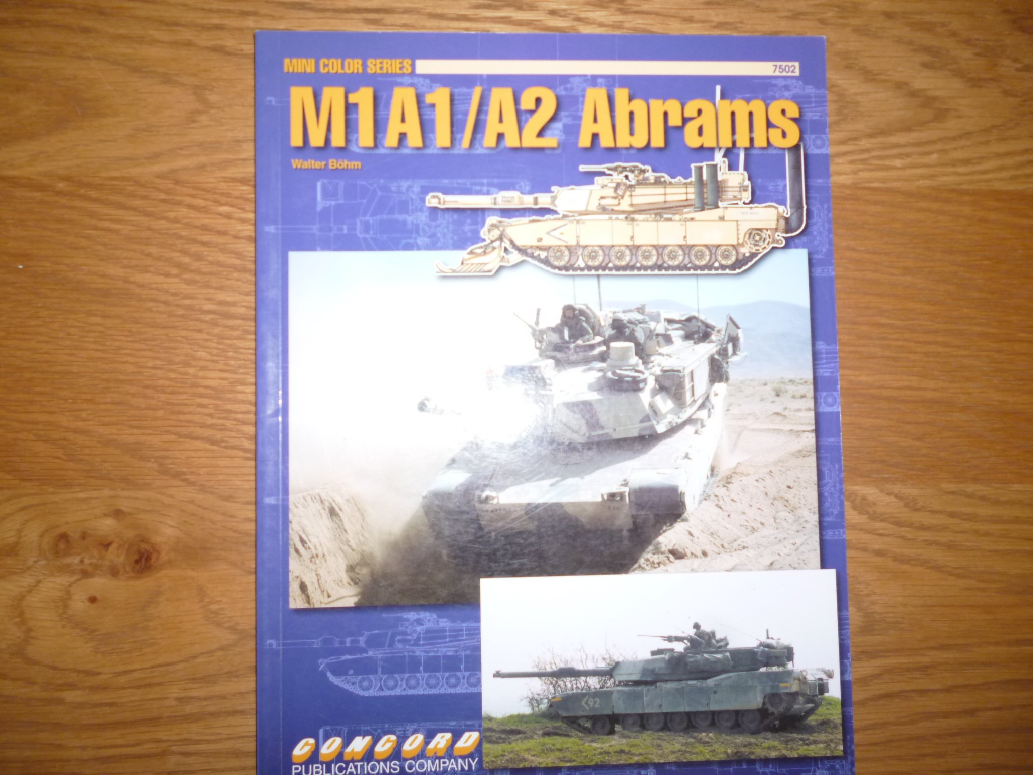 M1A1/A2 Abrams (Paperback)