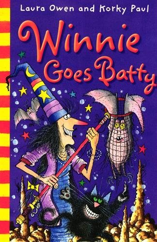 Winnie Goes Batty (Winnie the Witch) by Laura Owen (4-Mar-2010) Paperback