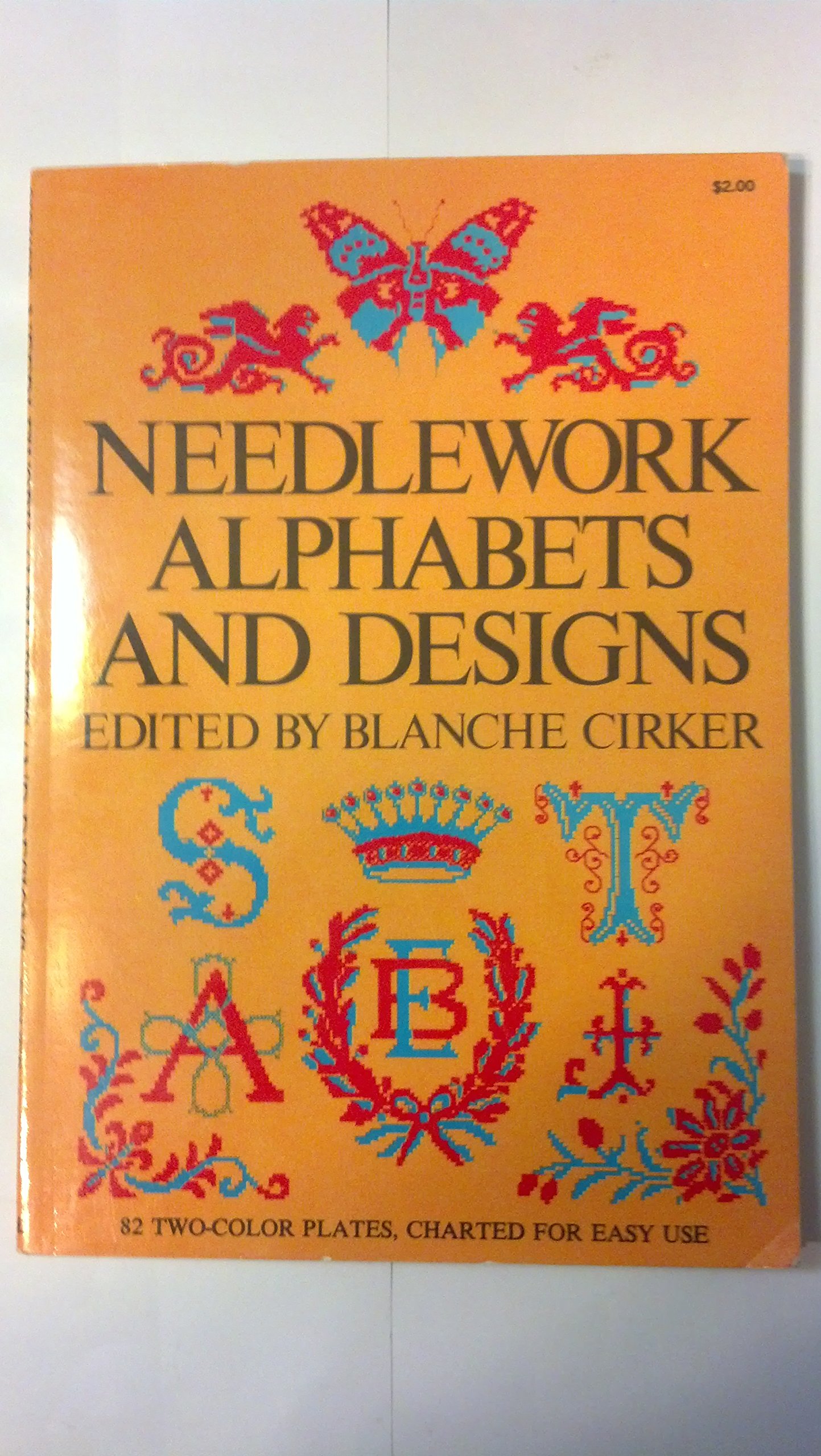 Needlework Alphabets and Designs (Paperback)
