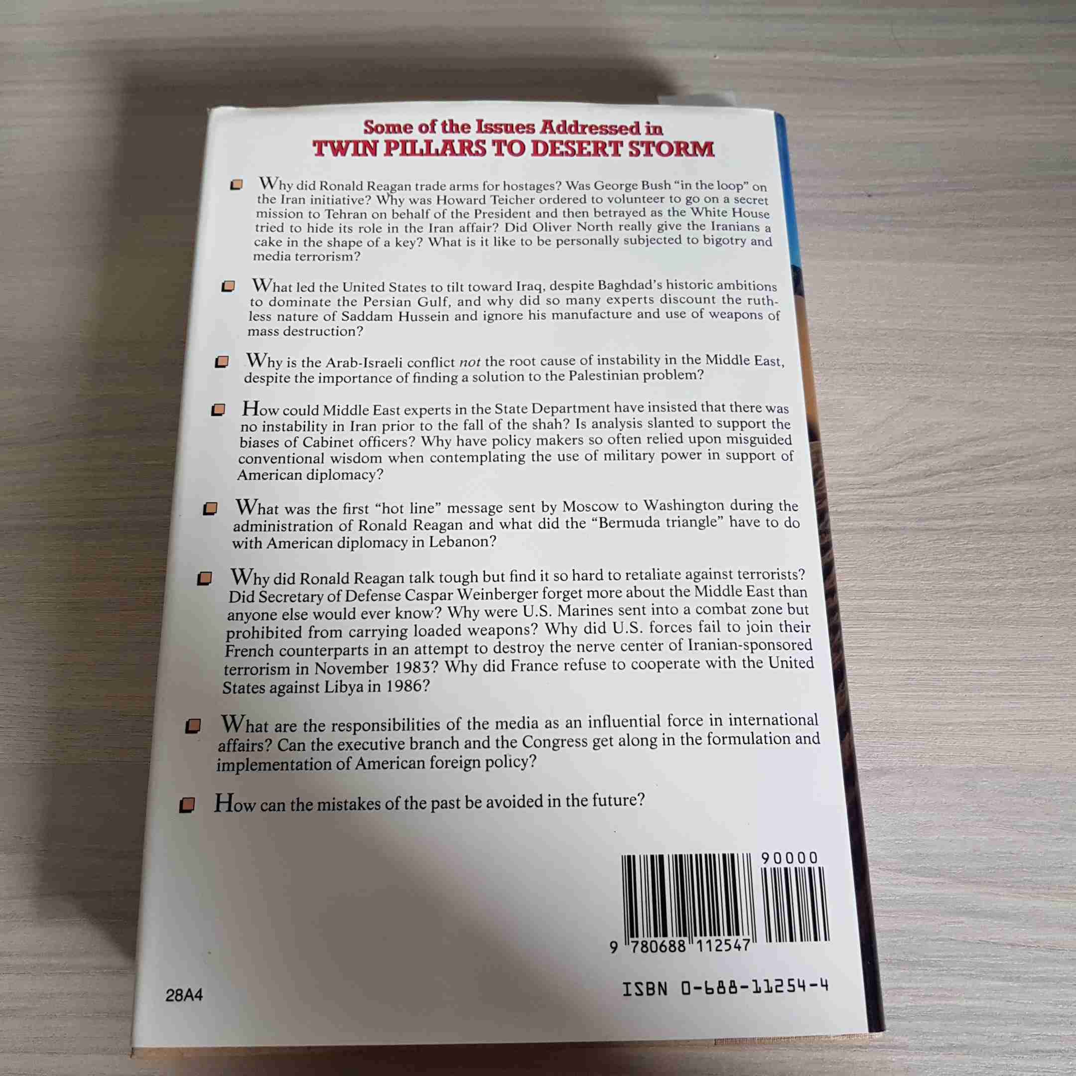 Twin Pillars to Desert Storm: America's Flawed Vision in the Middle East from Nixon to Bush (Hardcover)