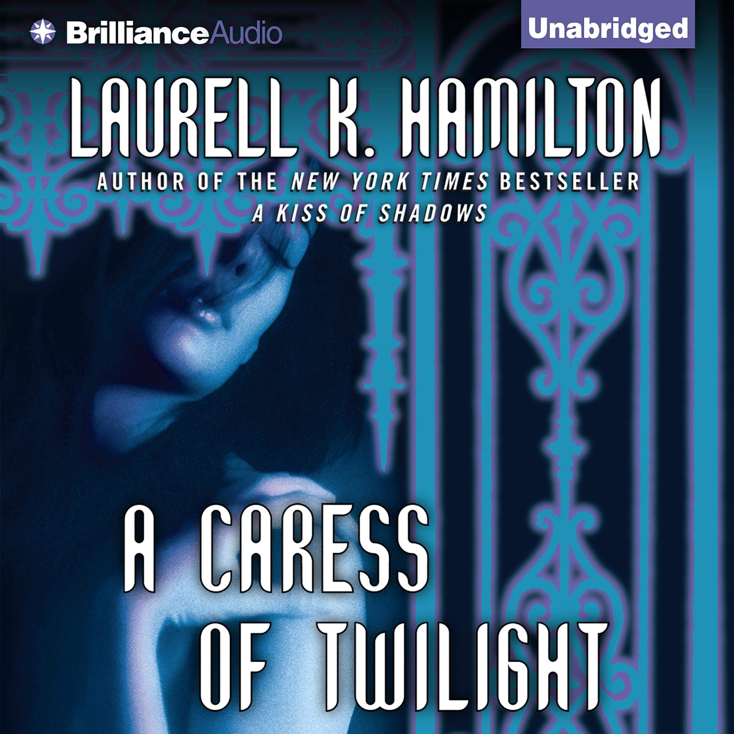 A Caress of Twilight: Meredith Gentry, Book 2