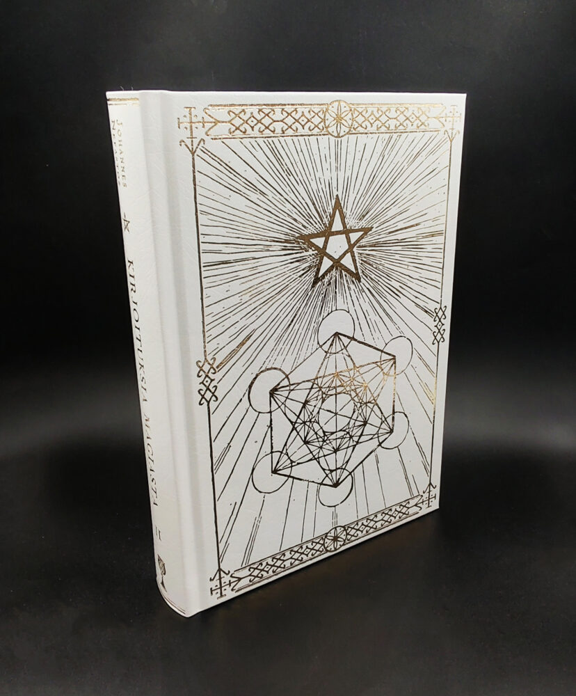 Kirjoituksia magiasta II (Hardcover)