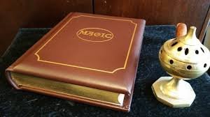 Book of Magic (Leather Bound)