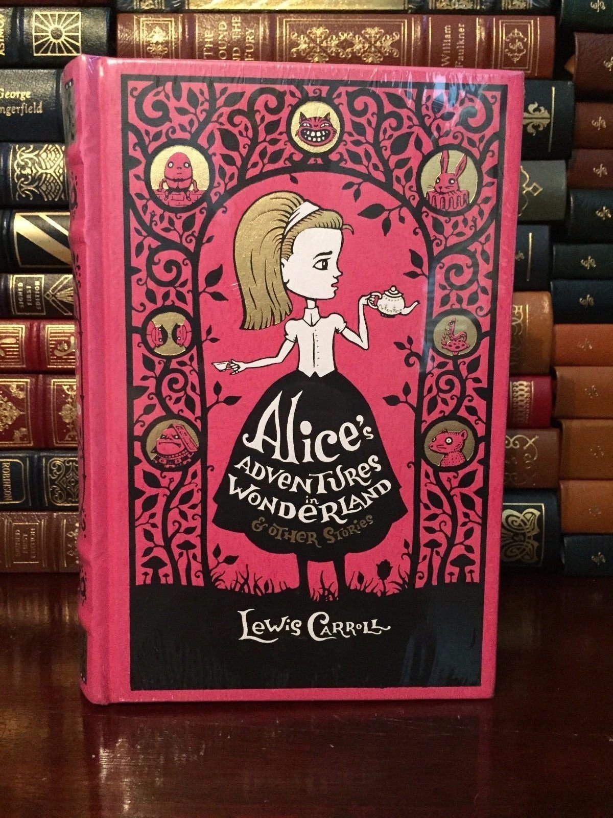Alice's Adventure in Wonderland (Leather Bound)
