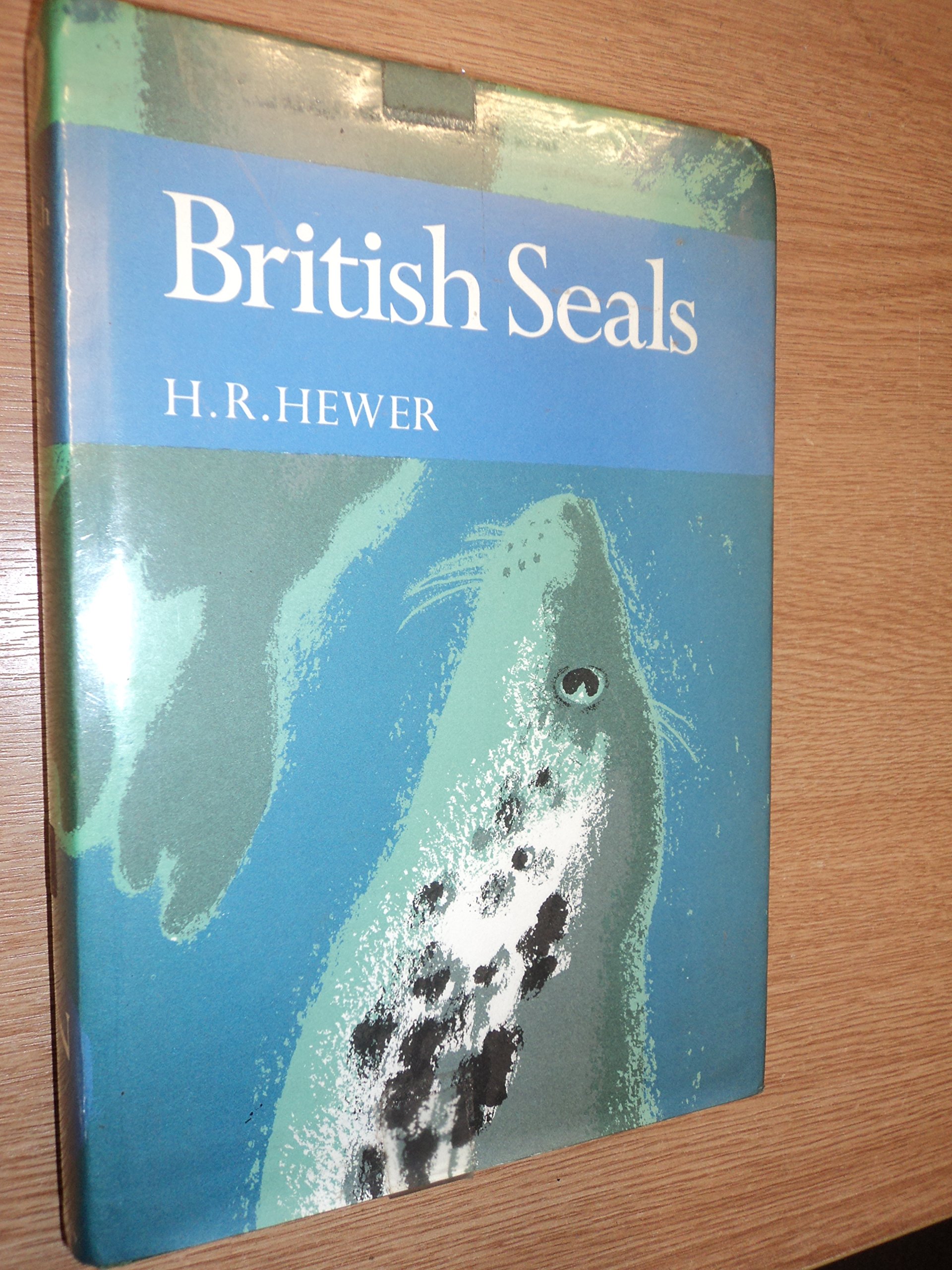 British Seals (New Naturalist, #57)
