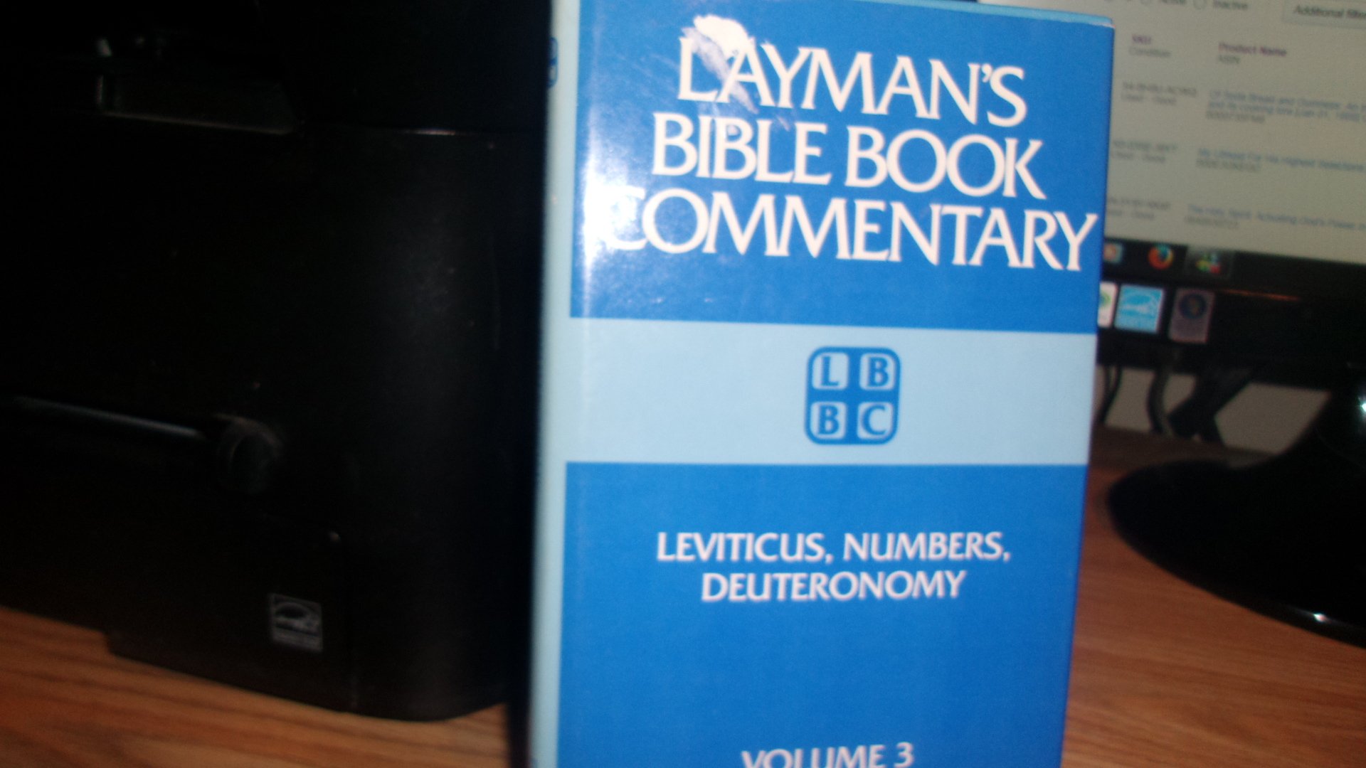 Leviticus, Numbers, Deuteronomy (Layman's Bible Commentary)
