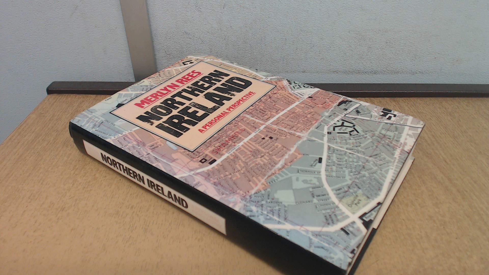 Northern Ireland: A personal perspective (Hardcover)