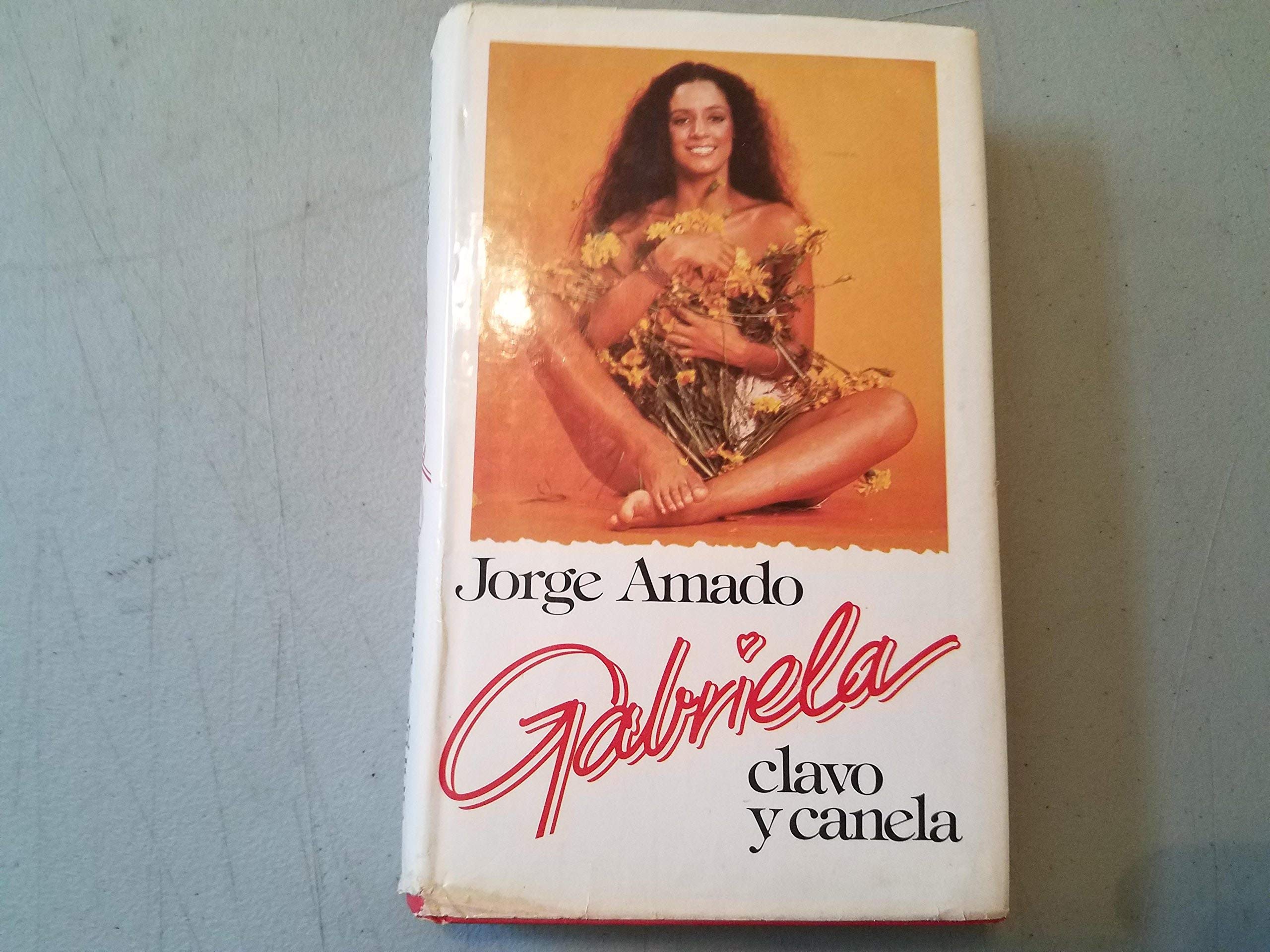 Gabriela Clavo y canela