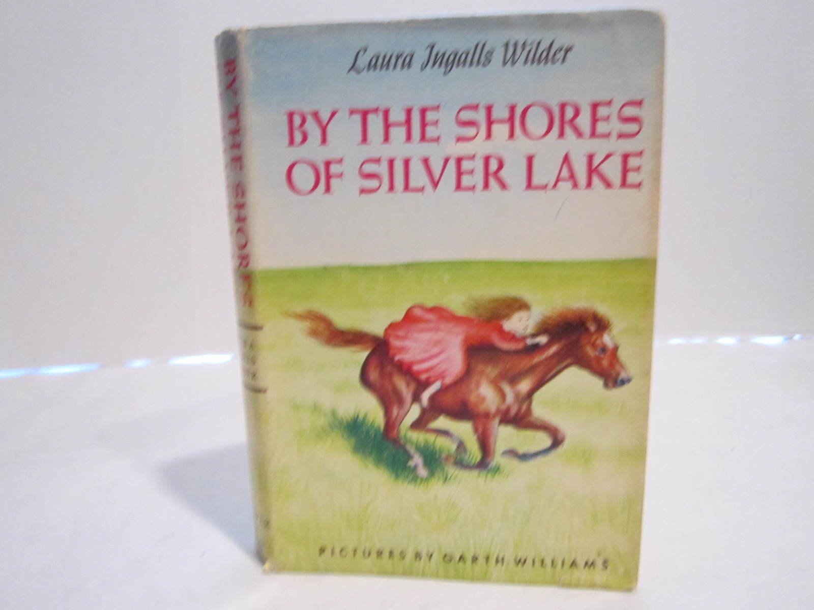 By the Shores of Silver Lake, Garth Williams