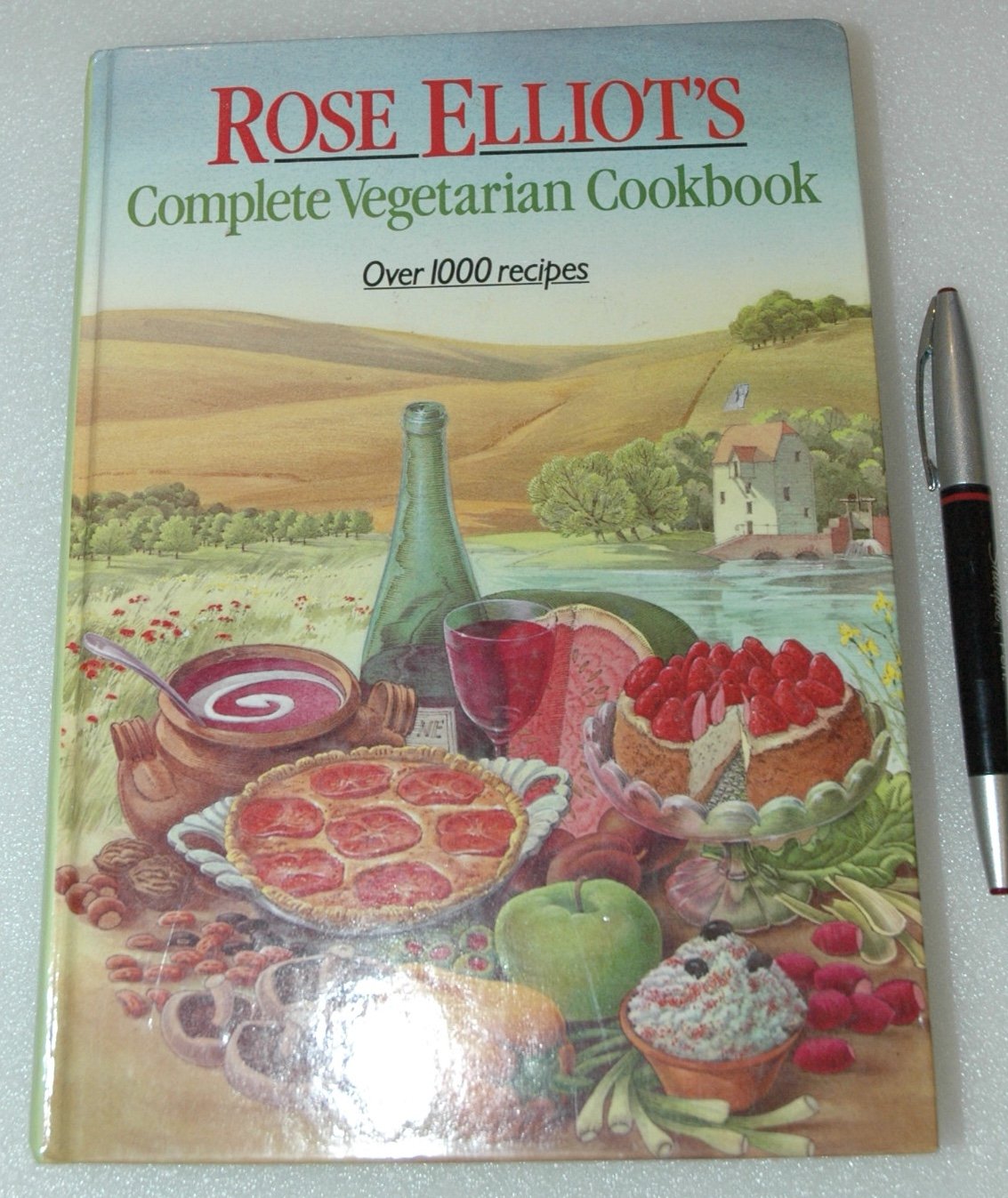 Rose Elliot's Complete Vegetarian Cookbook (Hardcover)