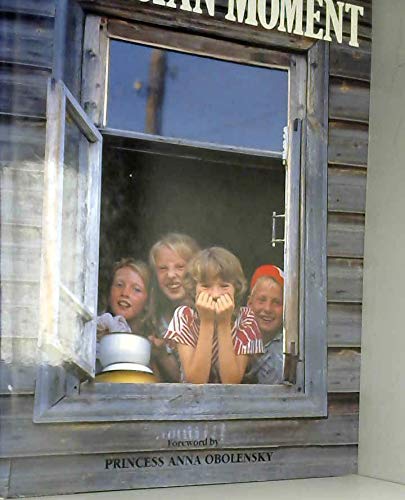 A Russian Moment (Hardcover)