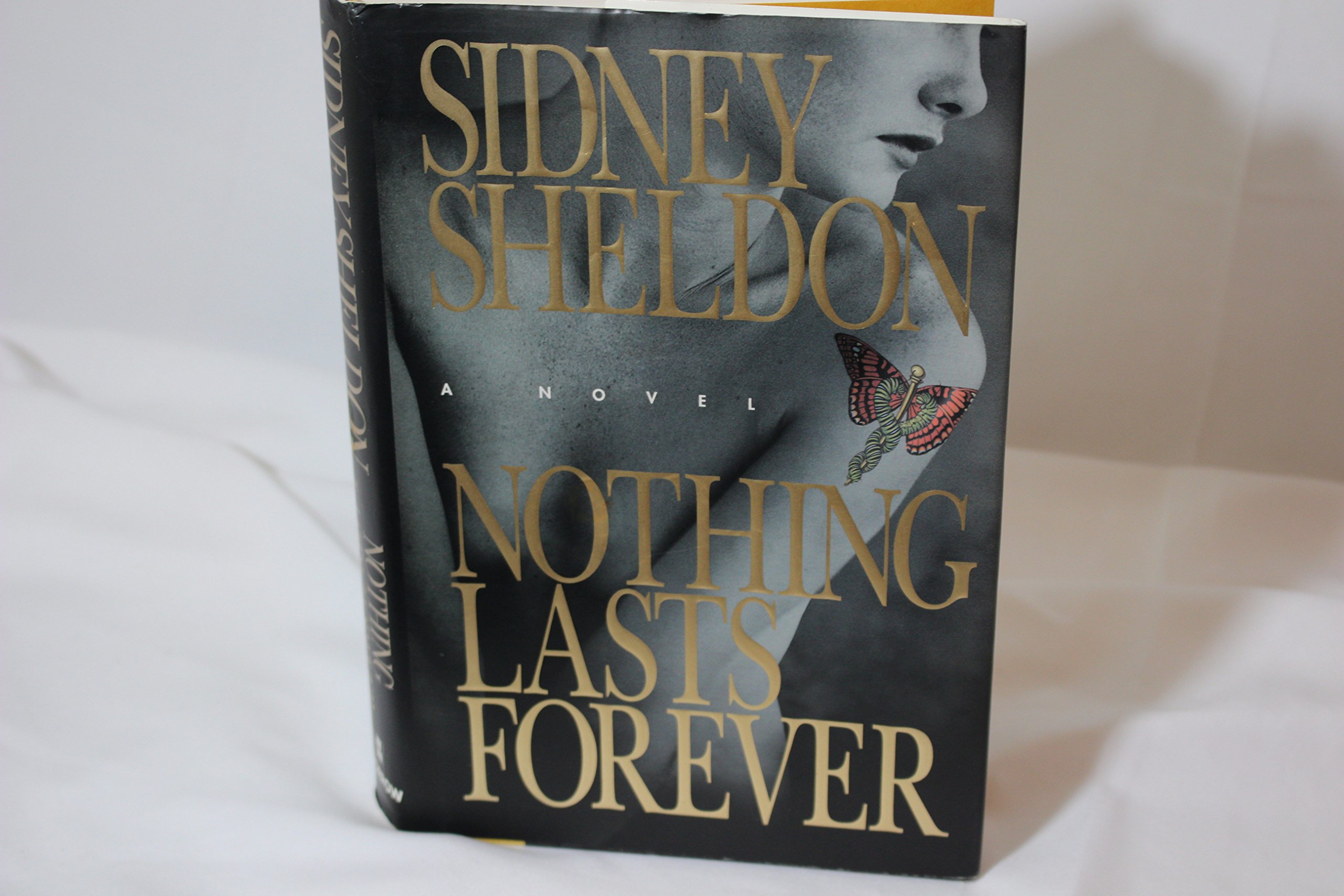 Nothing Lasts Forever by Sidney Sheldon