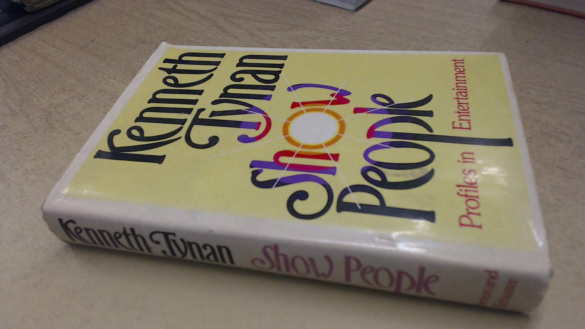 Show People: Profiles in Entertainment (Hardcover)
