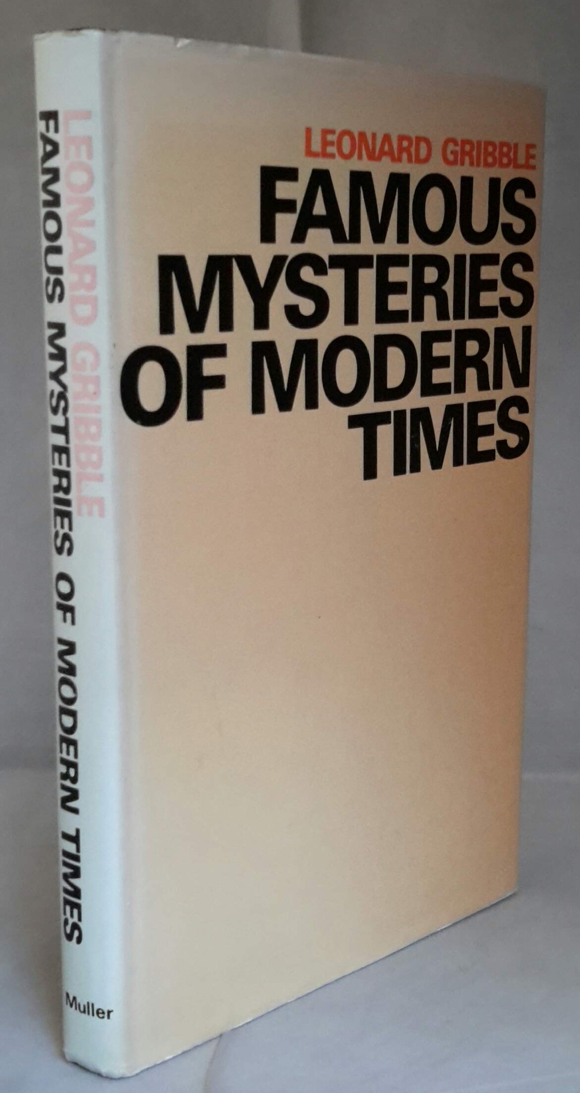 Famous Mysteries of Modern Times (Hardcover)